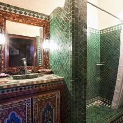 Отель Riad Ouarzazate Марокко, Уарзазат - отзывы, цены и фото номеров - забронировать отель Riad Ouarzazate онлайн ванная фото 2