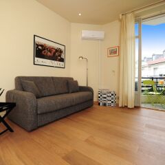 Отель Mini Suite Miro Five Stars Holiday House фото 4