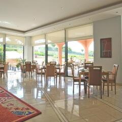 Отель Pestana Alvor Park Hotel Apartamento Португалия, Портимао - отзывы, цены и фото номеров - забронировать отель Pestana Alvor Park Hotel Apartamento онлайн питание