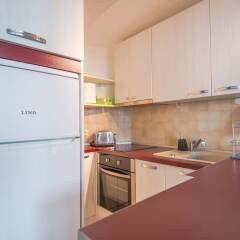 Отель FM Deluxe 1-BDR Apartment - Central Sofia Болгария, София - отзывы, цены и фото номеров - забронировать отель FM Deluxe 1-BDR Apartment - Central Sofia онлайн