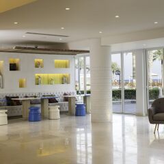 Отель Sealine Beach - a Murwab Resort интерьер отеля