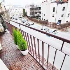 Отель M11 Outstanding Apartment with Balcony Польша, Варшава - отзывы, цены и фото номеров - забронировать отель M11 Outstanding Apartment with Balcony онлайн балкон