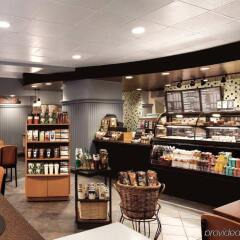 Отель DoubleTree by Hilton Hotel Boston - Downtown США, Бостон - отзывы, цены и фото номеров - забронировать отель DoubleTree by Hilton Hotel Boston - Downtown онлайн питание