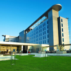Отель Aloft Abu Dhabi с домашними животными
