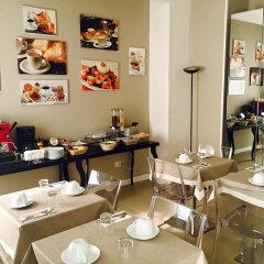Отель Les Suites Bari Бари питание