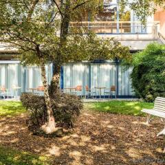 Отель ibis Paris 17 Clichy-Batignolles - formerly Berthier Франция, Париж - 10 отзывов об отеле, цены и фото номеров - забронировать отель ibis Paris 17 Clichy-Batignolles - formerly Berthier онлайн фото 2