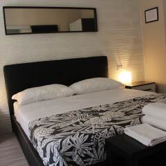 Отель Comfort Rooms сейф в номере