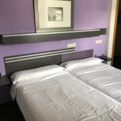 Отель Hostal Rica Posada сейф в номере
