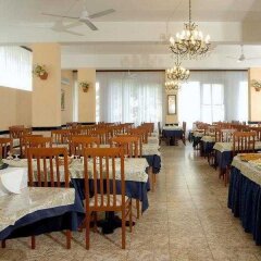 Отель Corona Италия, Римини - отзывы, цены и фото номеров - забронировать отель Corona онлайн питание