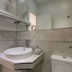 Отель Hostal Met Madrid ванная