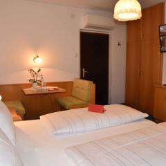 Отель Angerburg Blumenhotel Аппиано-сулла-Страда-дель-Вино комната для гостей