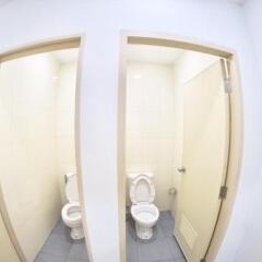 Inn Trog And Inn Soi - Hostel - Adults Only Бангкок фото 4