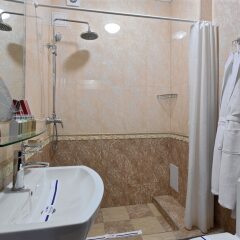 Гостиница Бутик Отель Калифорния Украина, Одесса - отзывы, цены и фото номеров - забронировать гостиницу Бутик Отель Калифорния онлайн ванная
