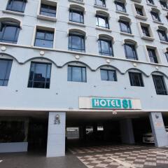 Hotel 81 Palace парковка