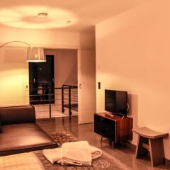 Апартаменты BlueStone Boarding Apartments Дюссельдорф балкон