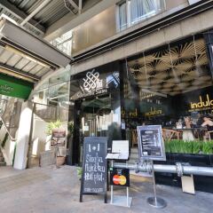 Отель Sukhumvit Suites Бангкок фото 8