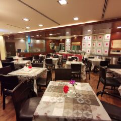 Tulip Hotel Apartments питание