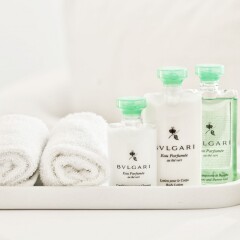 Отель Kirini Santorini Греция, Остров Санторини - отзывы, цены и фото номеров - забронировать отель Kirini Santorini онлайн ванная фото 2