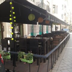 Walking Bed Budapest Hostel Будапешт гостиничный бар