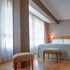 Отель Tryp San Sebastián Orly Hotel Испания, Сан-Себастьян - отзывы, цены и фото номеров - забронировать отель Tryp San Sebastián Orly Hotel онлайн комната для гостей