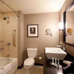 Отель Springhill Suites Minneapolis-St Paul Airpt/Mall Of America Блумингтон ванная
