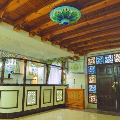 Ziyobaxsh Hotel гостиничный бар