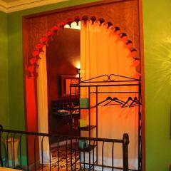 Отель Hôtel Riad Бельгия, Льеж - отзывы, цены и фото номеров - забронировать отель Hôtel Riad онлайн детские мероприятия фото 2