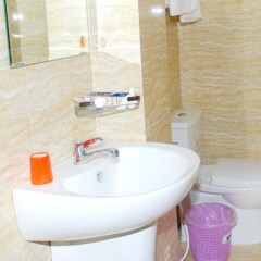 Tan Hoang Yen Phan Van Tri Hotel ванная фото 2