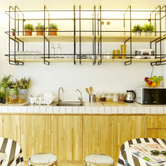 Liveitup Asok Hostel Бангкок питание