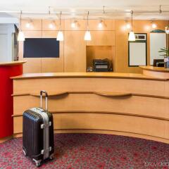 Отель ibis Lyon Gerland Merieux Франция, Лион - отзывы, цены и фото номеров - забронировать отель ibis Lyon Gerland Merieux онлайн интерьер отеля