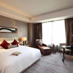 Отель Grand Mercure Jinan Sunshine Китай, Цзинань - отзывы, цены и фото номеров - забронировать отель Grand Mercure Jinan Sunshine онлайн комната для гостей