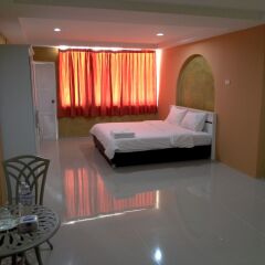 Отель Mkent Guesthouse комната для гостей фото 3
