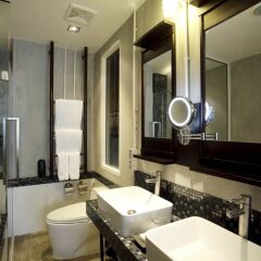 Отель Pattaya Modus Beachfront Resort Таиланд, Паттайя - 2 отзыва об отеле, цены и фото номеров - забронировать отель Pattaya Modus Beachfront Resort онлайн ванная