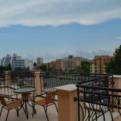 Avenue Deluxe Hotel балкон
