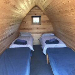 Отель Wolds Glamping сауна