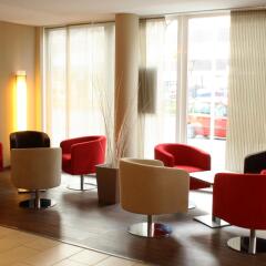 Отель Holiday Inn Express Berlin City Centre-West гостиничный бар