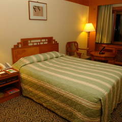 Commodore Hotel Busan сейф в номере