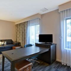 Отель Hampton Inn & Suites Los Angeles Burbank Airport Лос-Анджелес фото 4