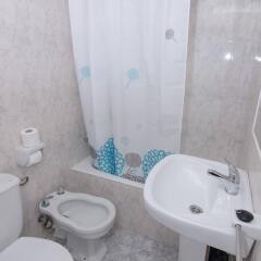 Отель Hostal Rosalia ванная фото 2