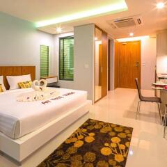 Отель At The Tree Condominium Phuket Студия с различными типами кроватей
