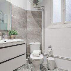 Апартаменты Monastiraki Apartments By Livin Urbban Афины ванная