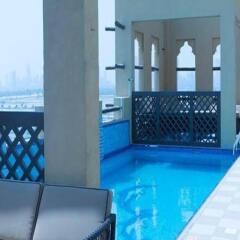 Reflections Hotel Dubai бассейн фото 2