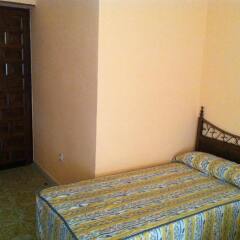 Отель Hostal Paracuellos комната для гостей фото 5
