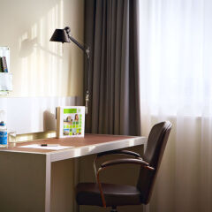 Отель Holiday Inn Zurich - Messe Швейцария, Цюрих - 9 отзывов об отеле, цены и фото номеров - забронировать отель Holiday Inn Zurich - Messe онлайн