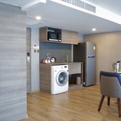 Отель Glow Sukhumvit 5 By Centropolis Бангкок в номере фото 2