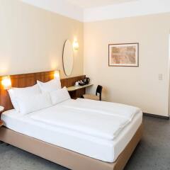 NH Wien Belvedere in Vienna, Austria from 140$, photos, reviews - zenhotels.com guestroom