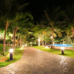 Отель Blue Bay Mui Ne Resort & Spa бассейн