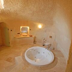 MDC Cave Hotel Cappadocia Турция, Ургуп - отзывы, цены и фото номеров - забронировать отель MDC Cave Hotel Cappadocia онлайн ванная