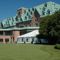 Отель Doubletree By Hilton Gatineau-Ottawa Гатино спортивное сооружение
