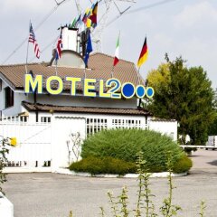 Отель Motel 2000 Треццано-суль-Навиглио приотельная территория